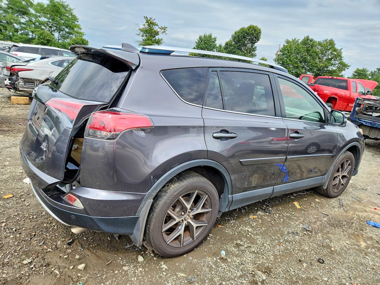 2016 TOYOTA RAV4 SE — снимка 3