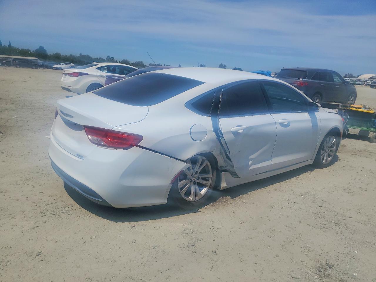 2015 CHRYSLER 200 LIMITED — снимка 3