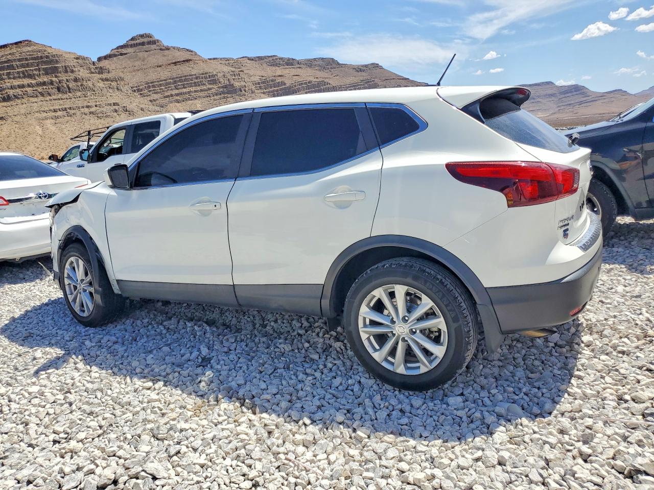 2019 NISSAN ROGUE SPORT S — снимка 2