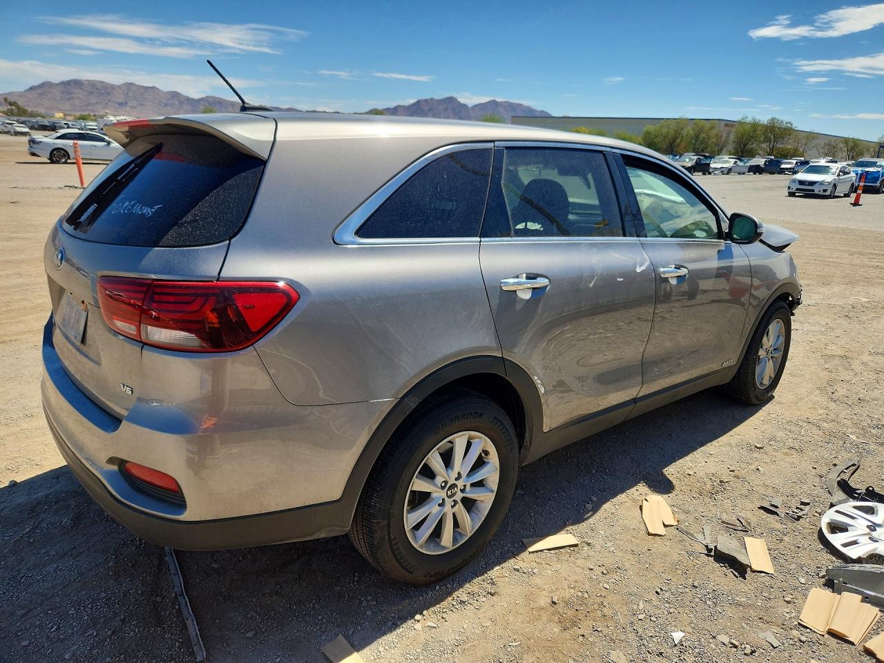 2019 KIA SORENTO LX V6 — снимка 3