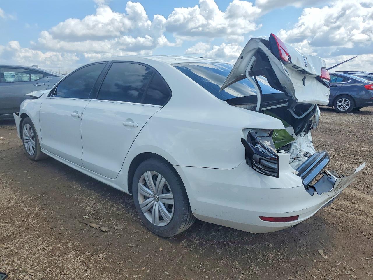 2017 VOLKSWAGEN JETTA S — снимка 2