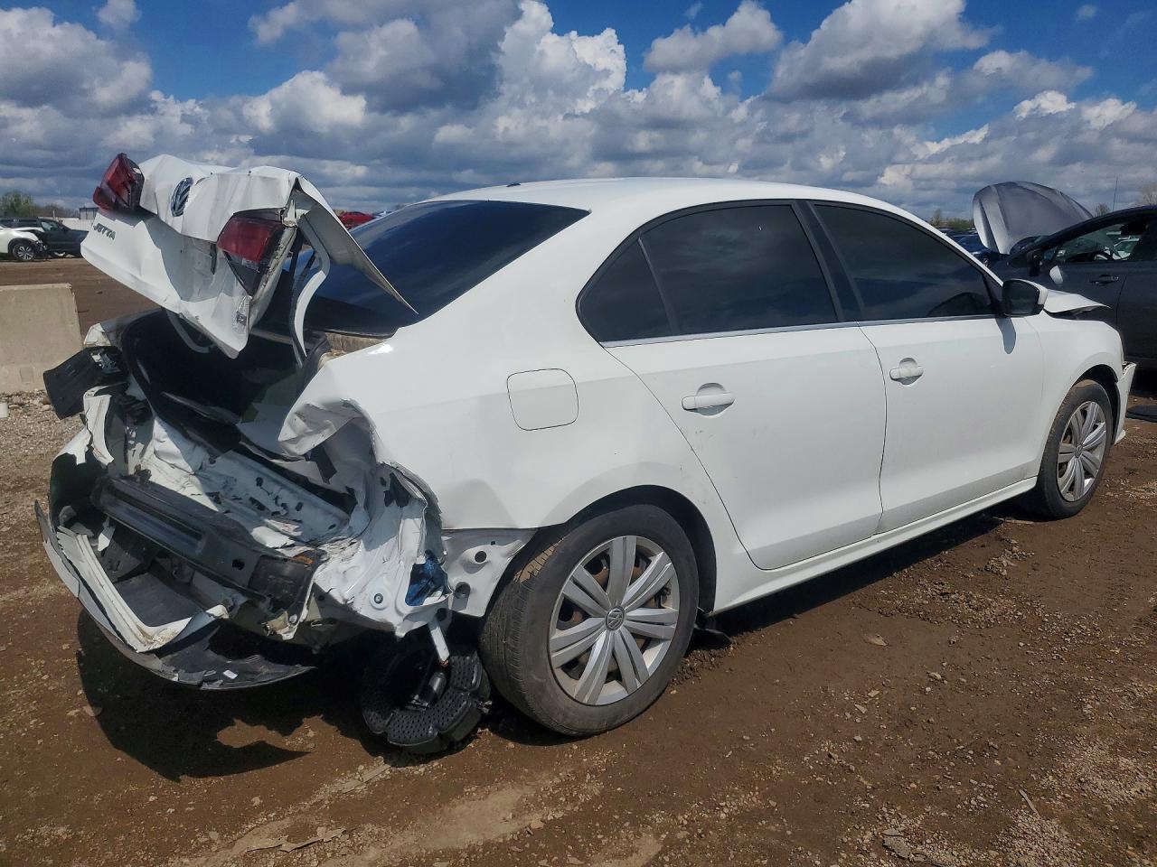 2017 VOLKSWAGEN JETTA S — снимка 3