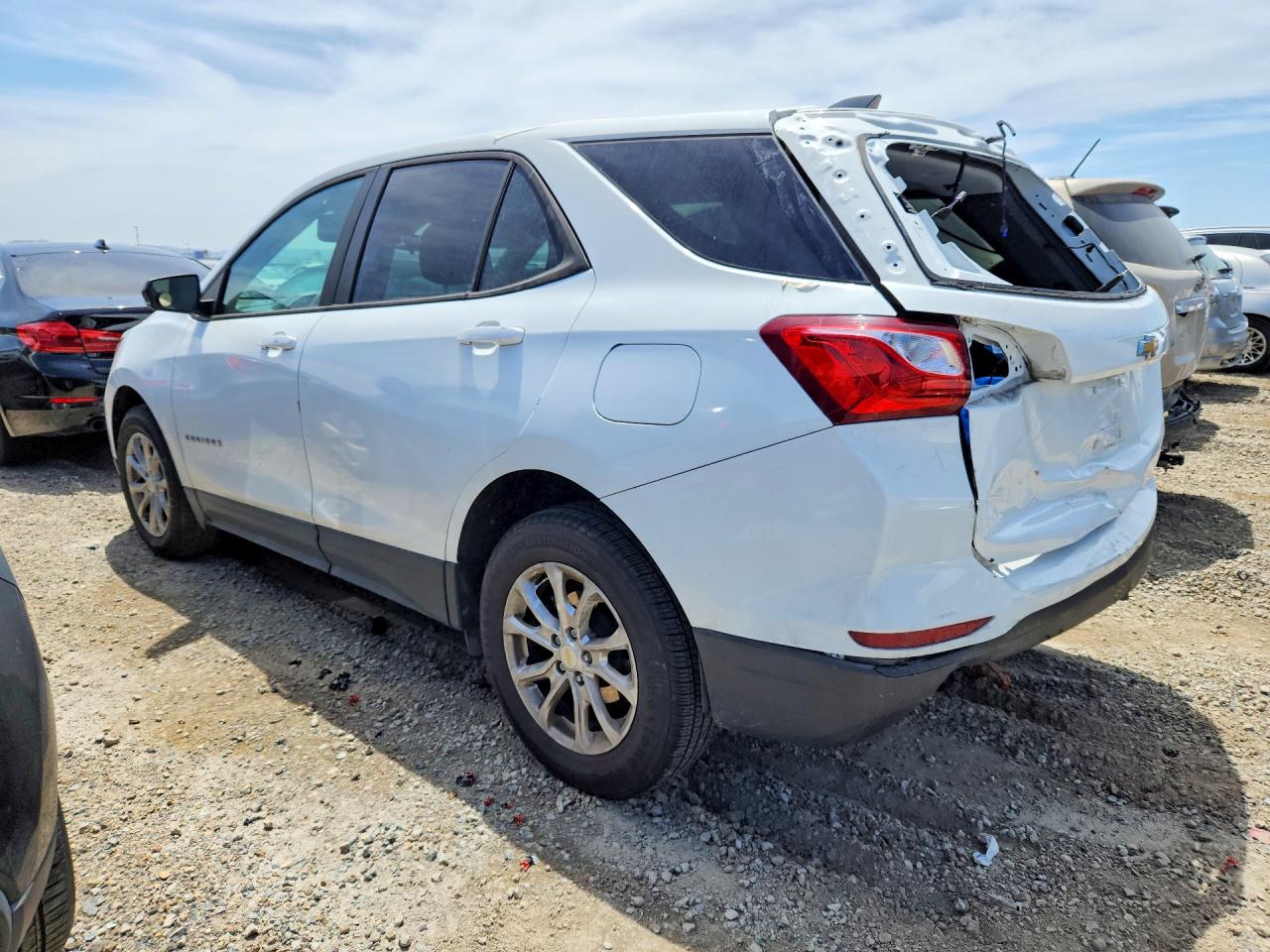 2020 CHEVROLET EQUINOX LS — снимка 2