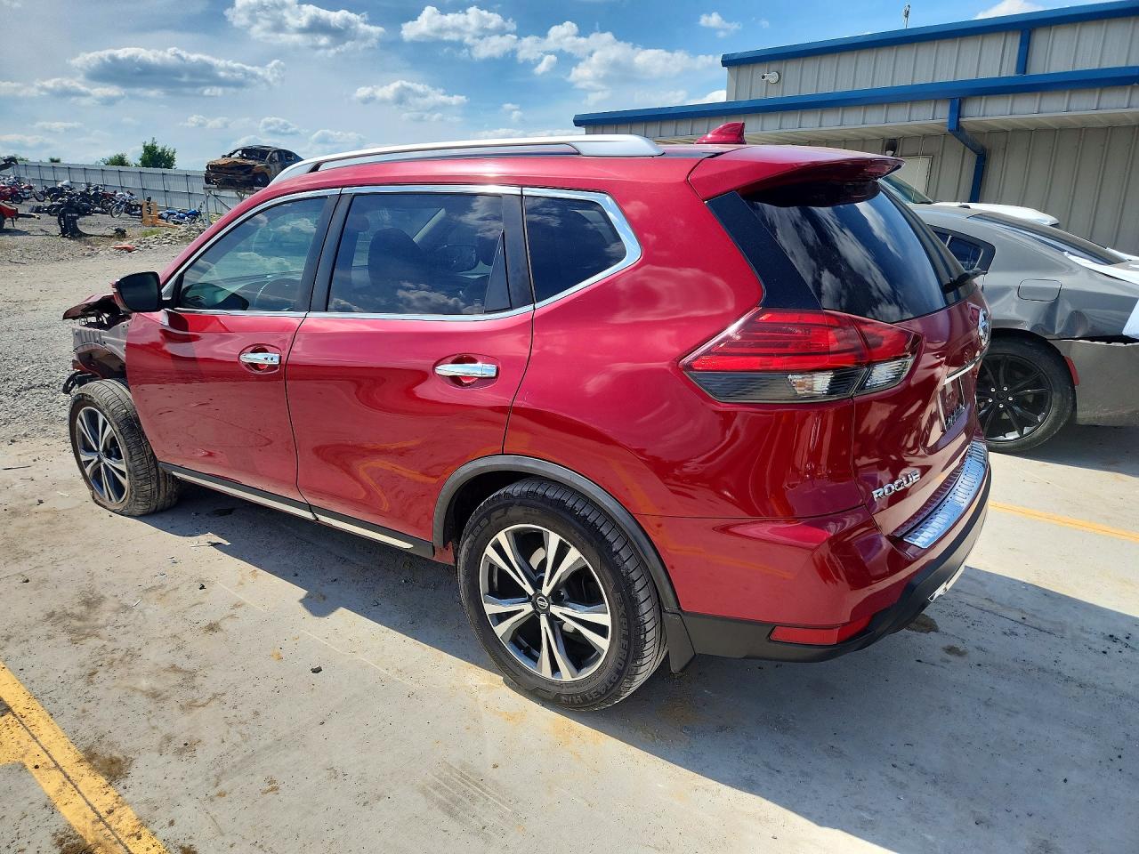 2017 NISSAN ROGUE SL — снимка 2
