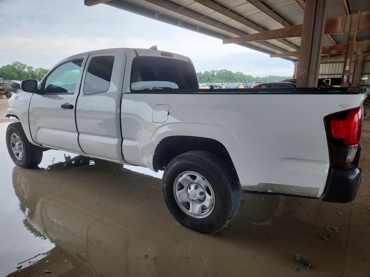 2019 TOYOTA TACOMA SR — снимка 2