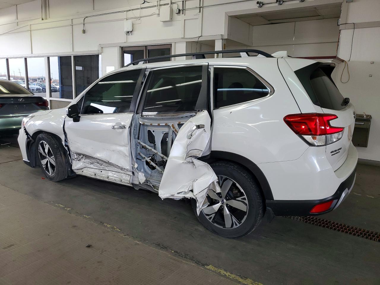 2019 SUBARU FORESTER TOURING — снимка 2