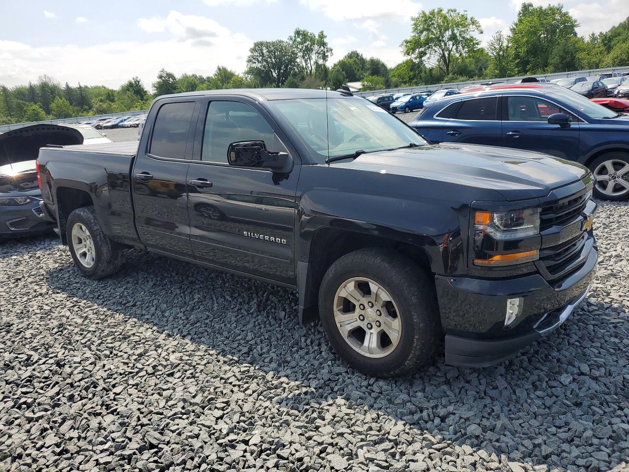 2017 CHEVROLET SILVERADO K1500 LT — снимка 4