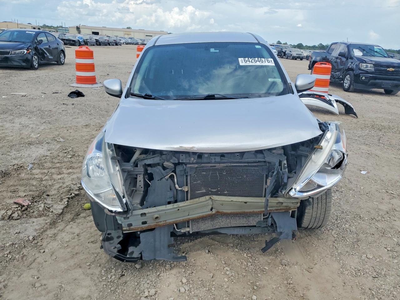 2016 NISSAN VERSA 1.6 SL — снимка 5