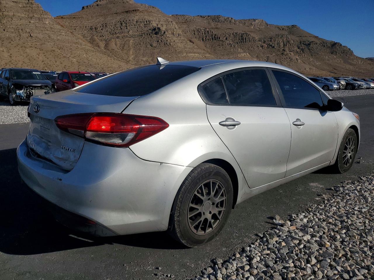 2017 KIA FORTE 5 EX AUTOMATIC — снимка 3