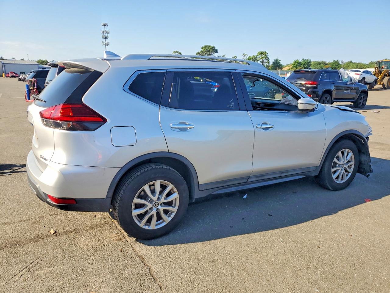 2017 NISSAN ROGUE SV — снимка 3