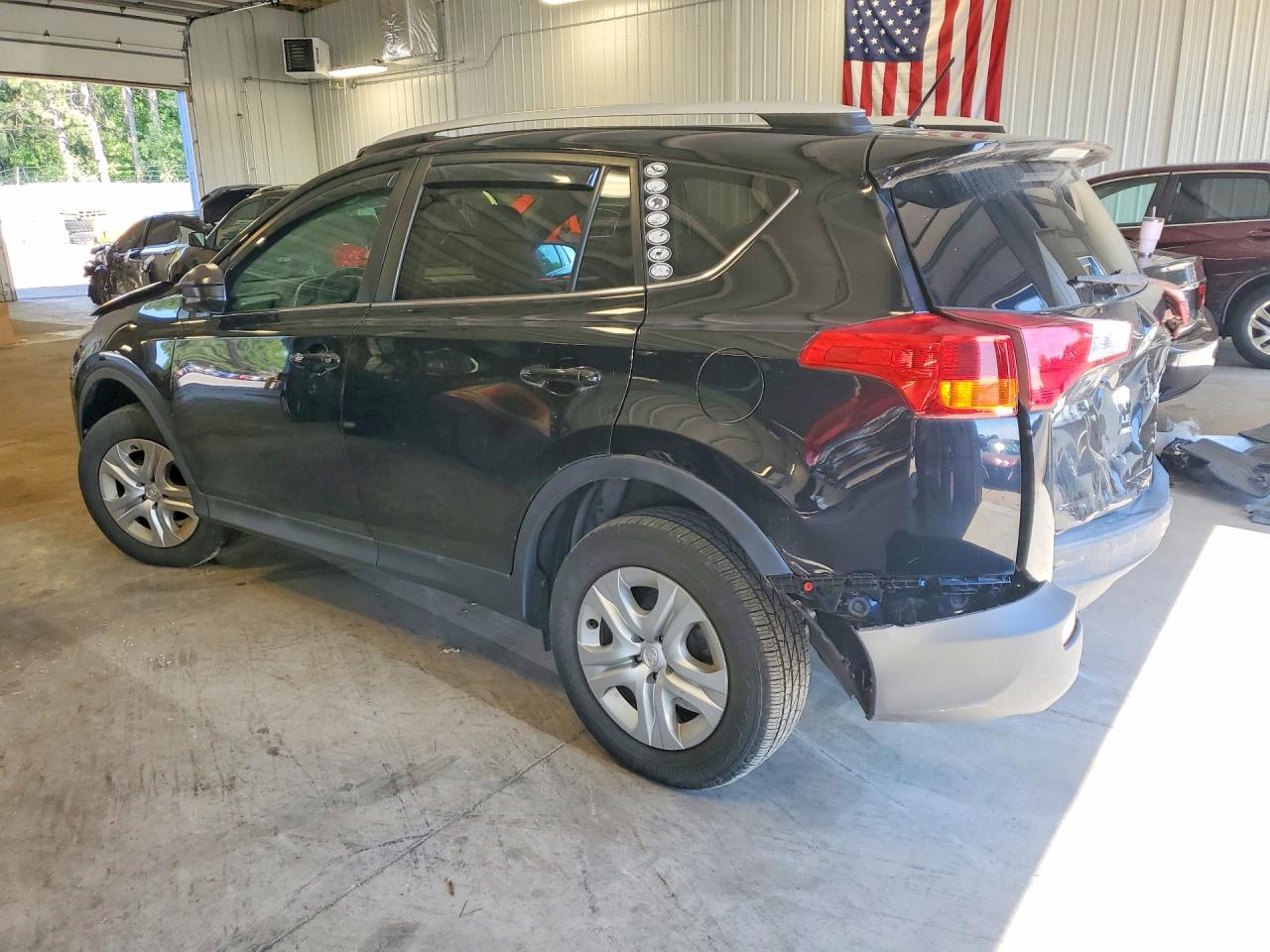 2015 TOYOTA RAV4 LE — снимка 2
