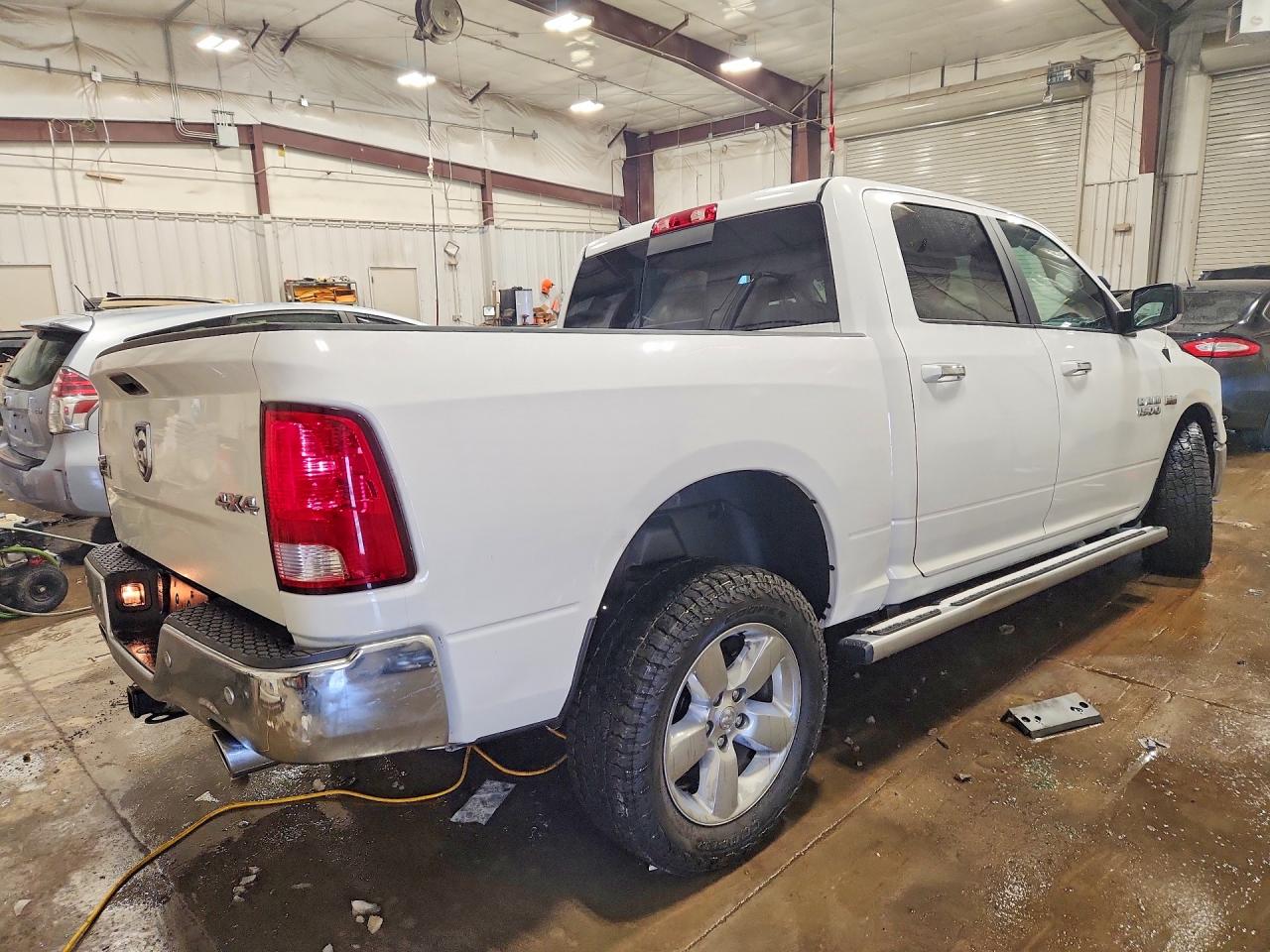 2017 RAM 1500 SLT — снимка 3