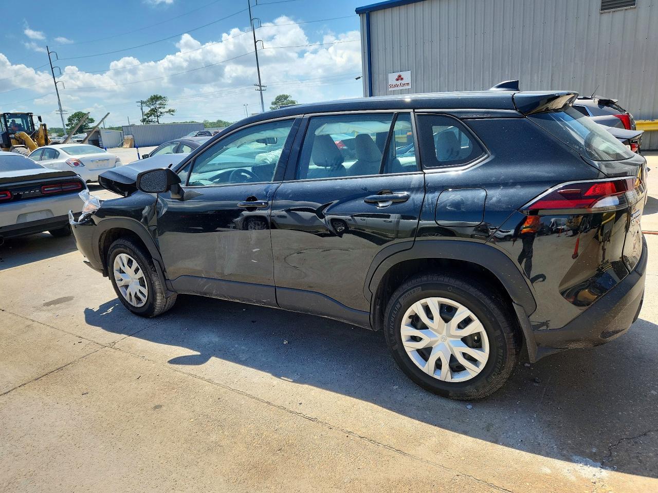 2026 TOYOTA COROLLA CROSS L — снимка 2