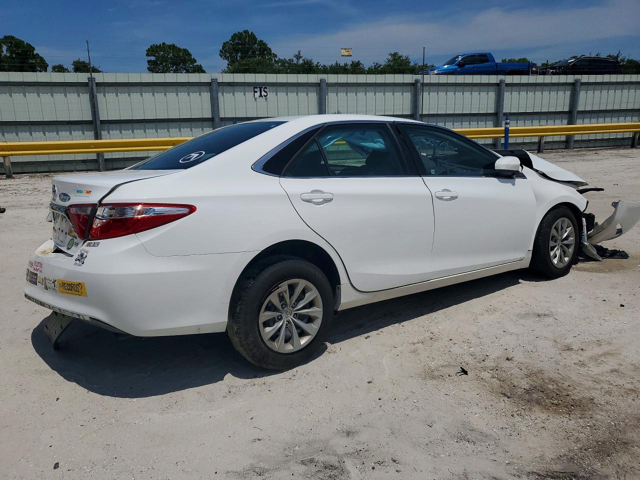 2015 TOYOTA CAMRY LE — снимка 3