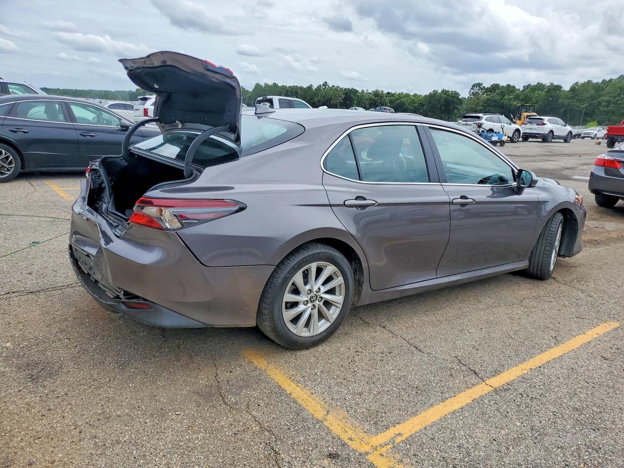 2023 TOYOTA CAMRY LE — снимка 3