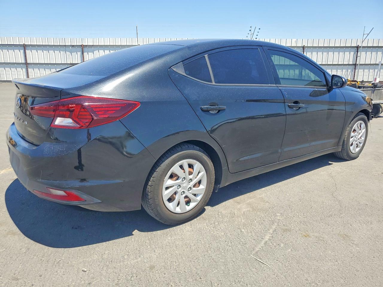 2019 HYUNDAI ELANTRA SE — снимка 3