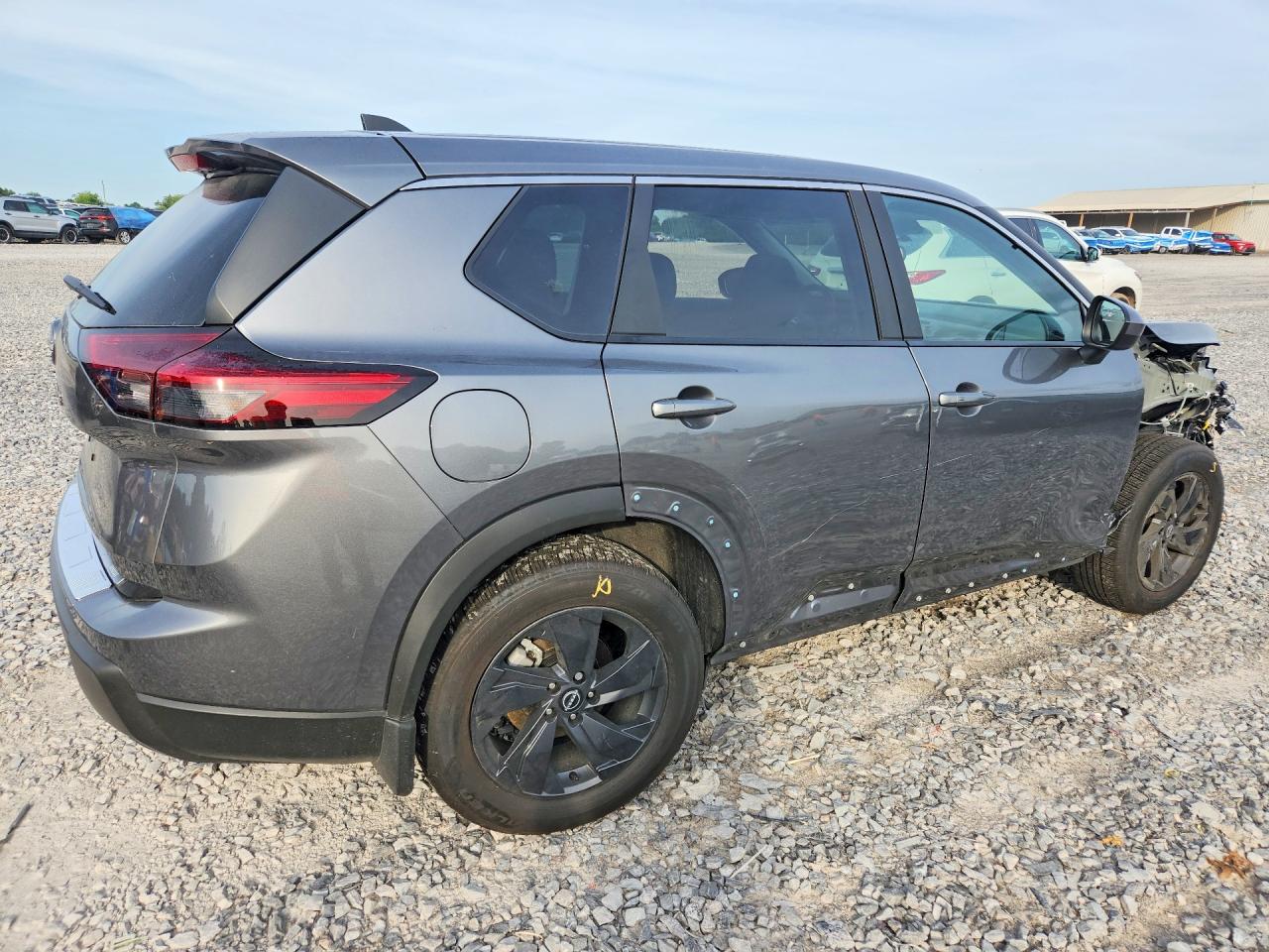 2026 NISSAN ROGUE SV — снимка 3