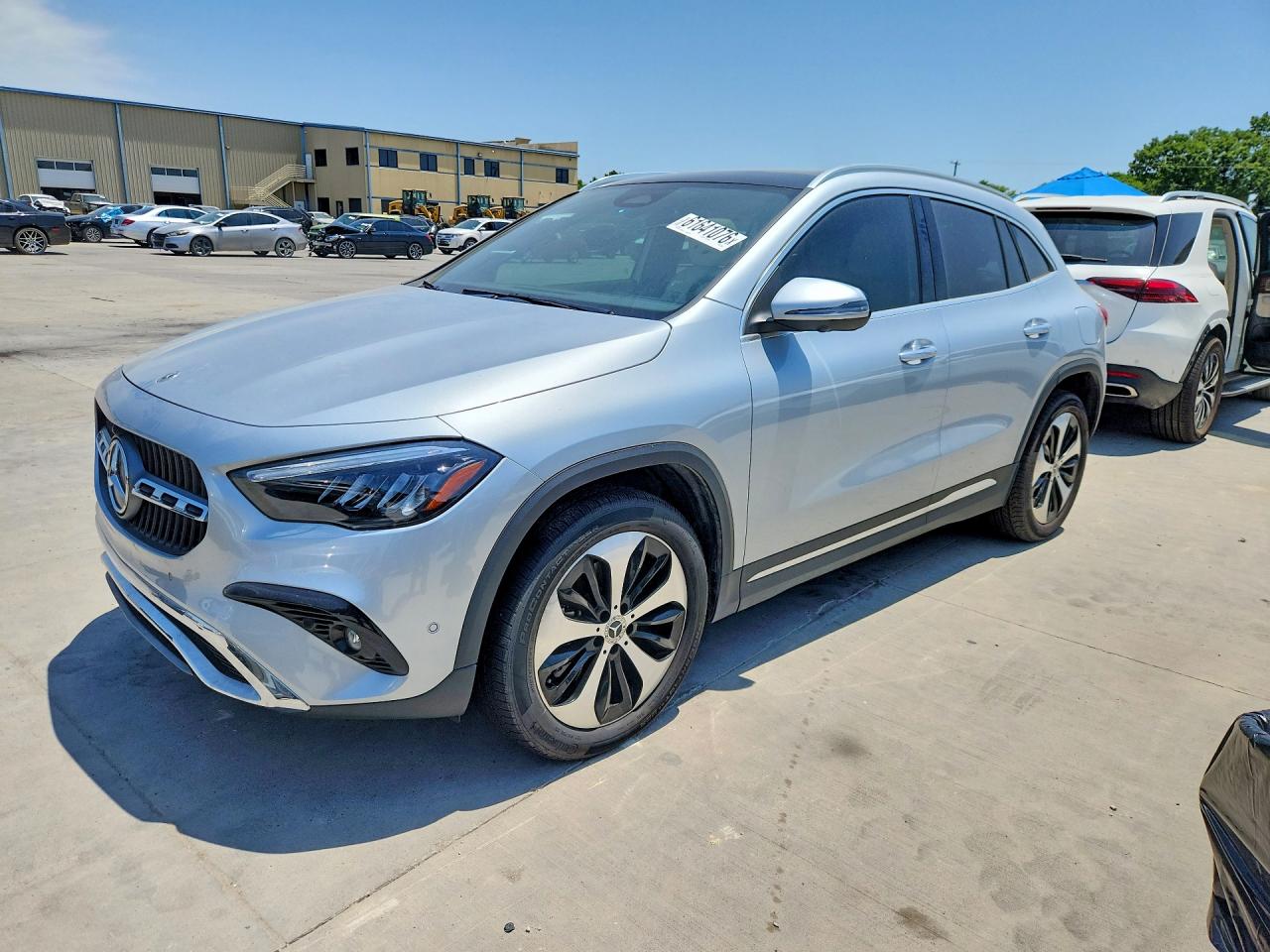 2025 MERCEDES-BENZ GLA