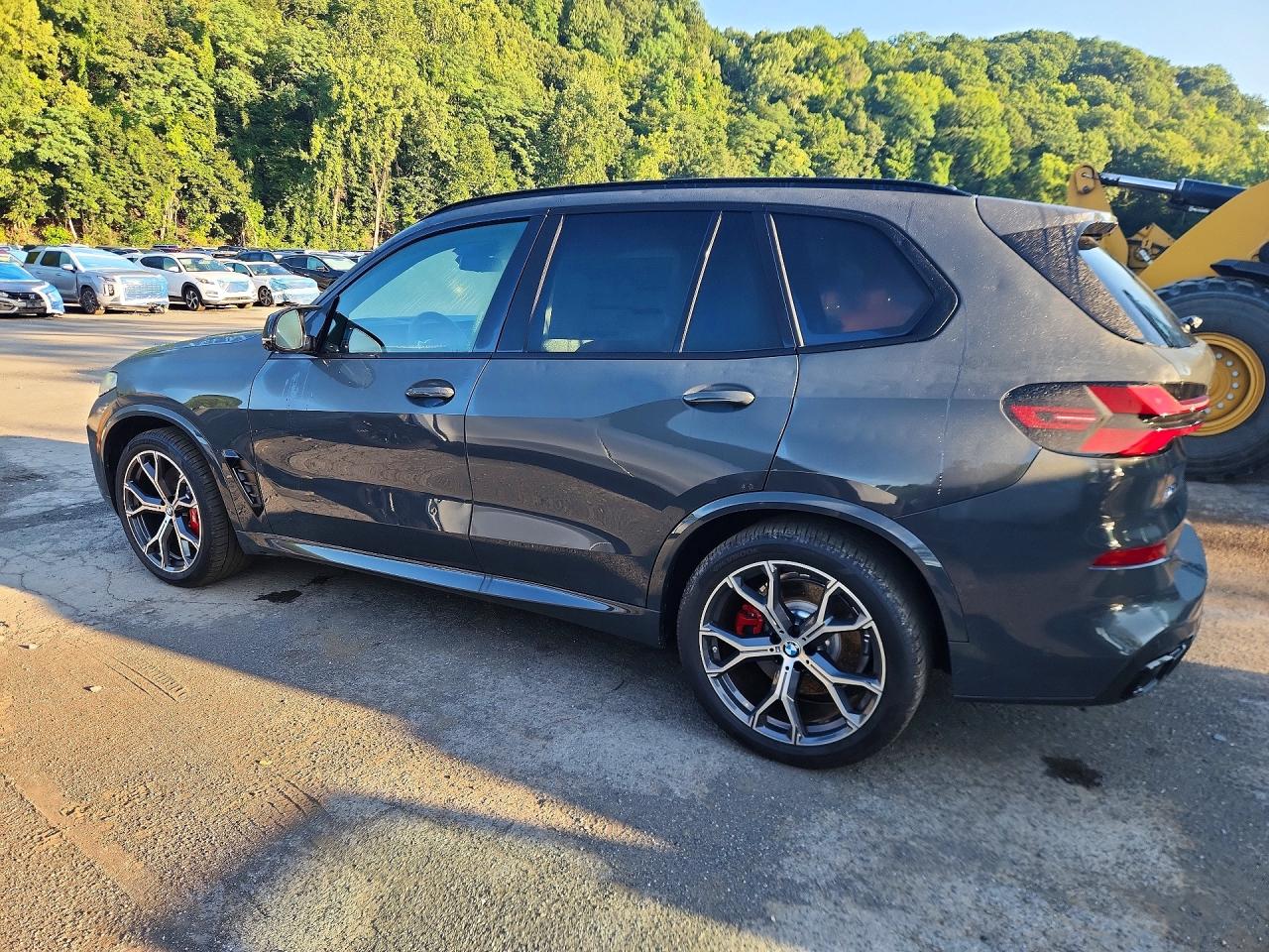 2026 BMW X5 M60I — снимка 2