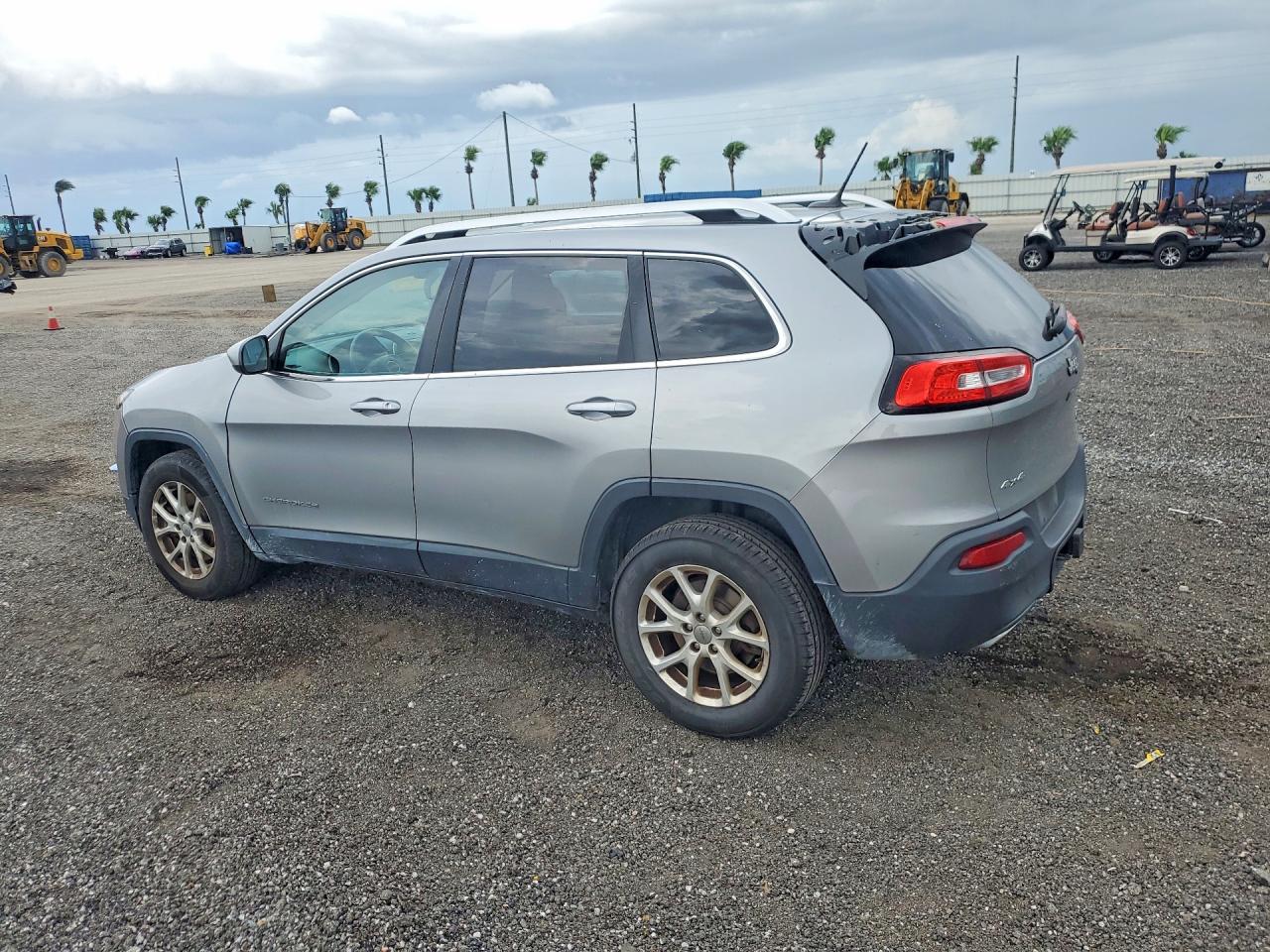 2015 JEEP CHEROKEE LATITUDE — снимка 2