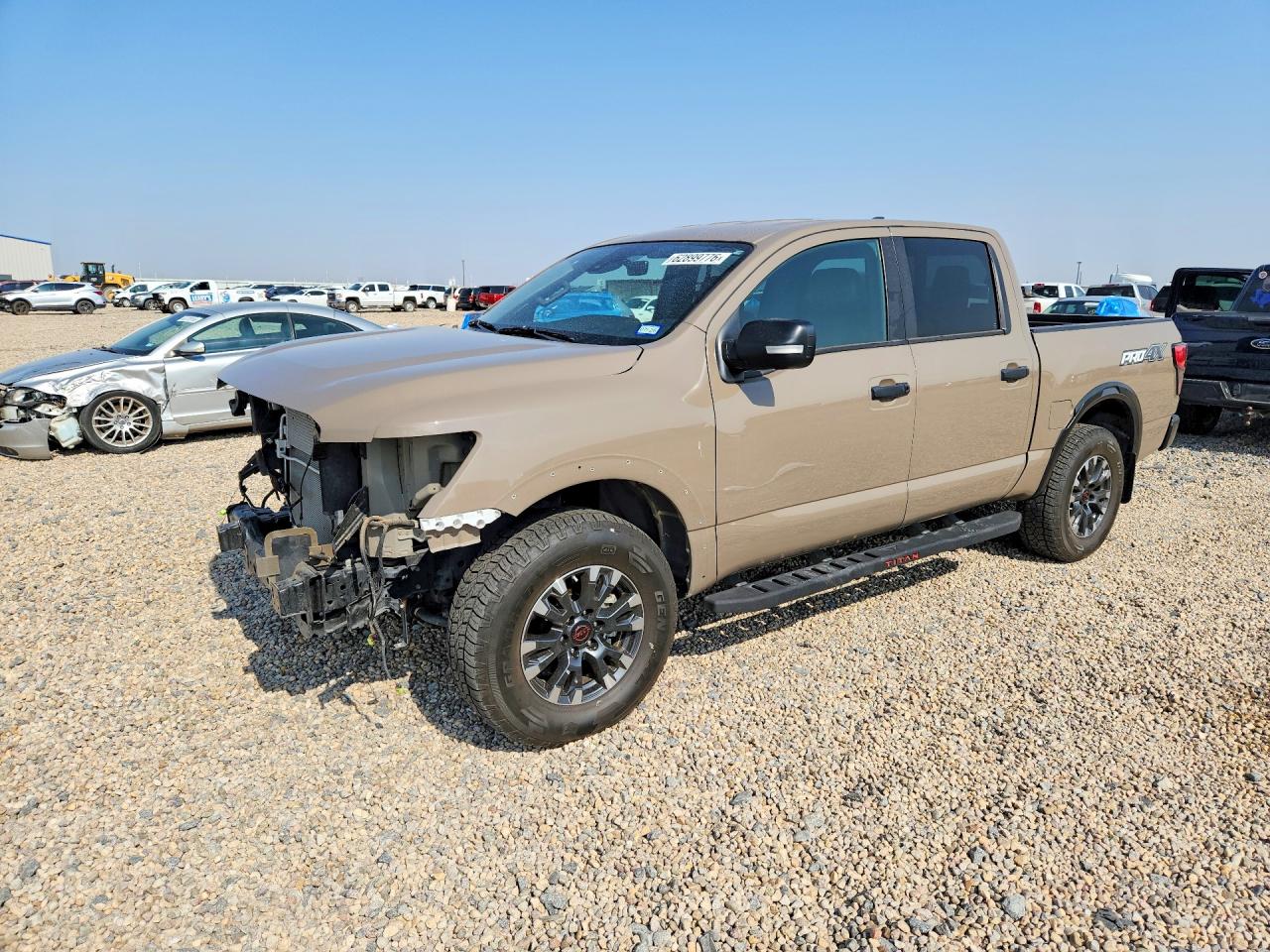 2024 NISSAN TITAN PRO-4X