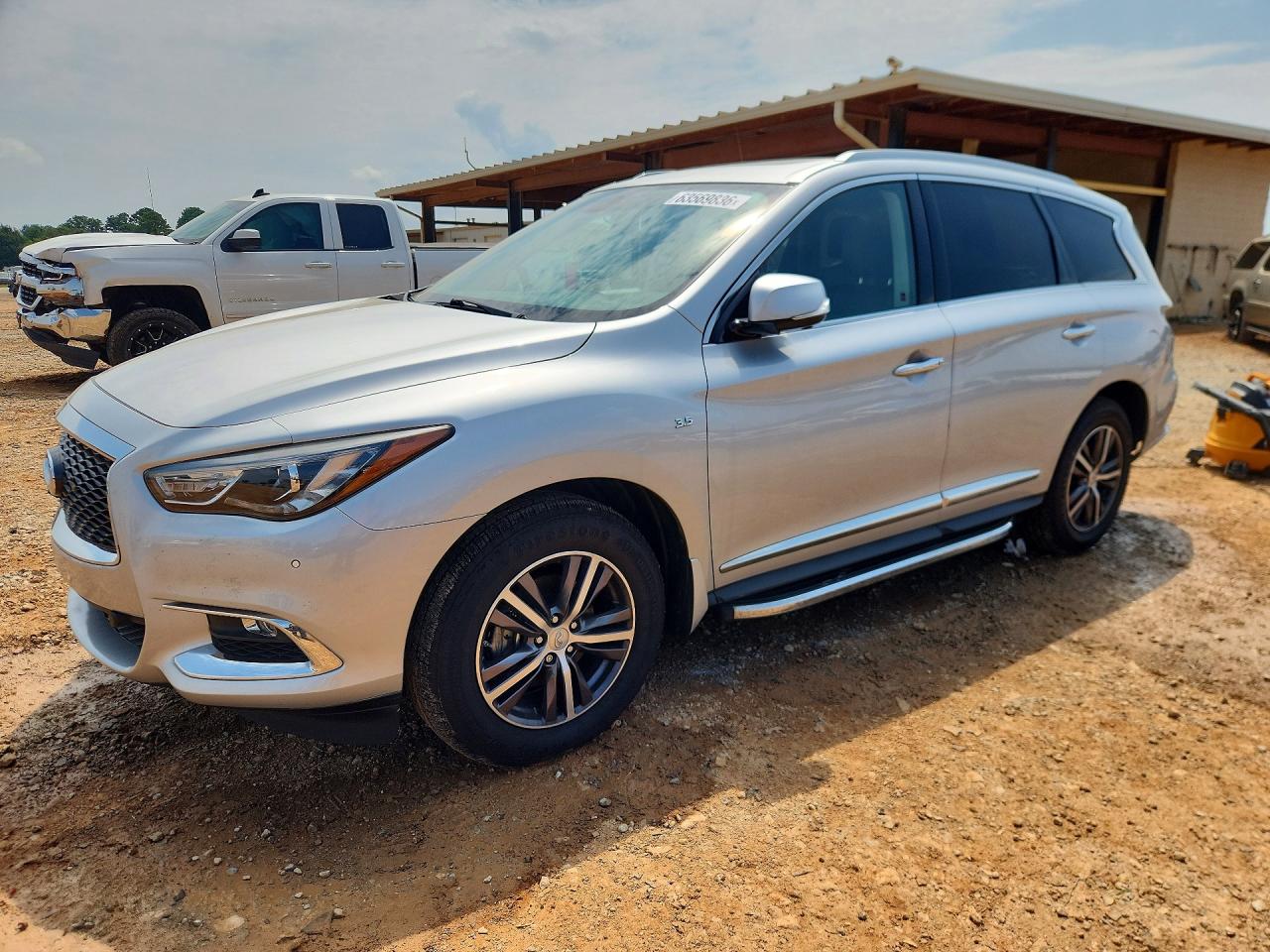2017 INFINITI QX60 BASE