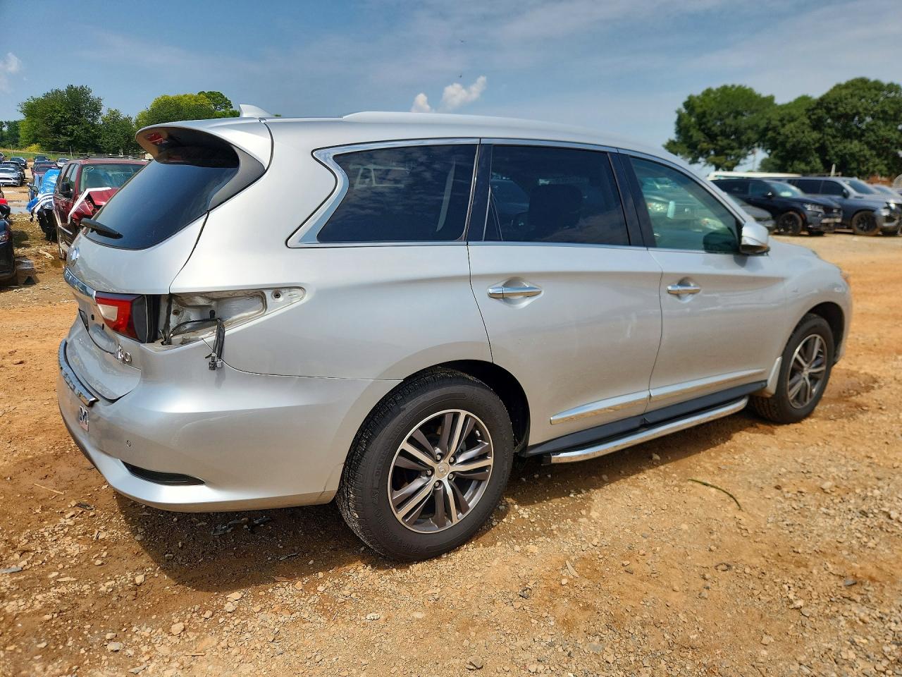 2017 INFINITI QX60 BASE — снимка 3