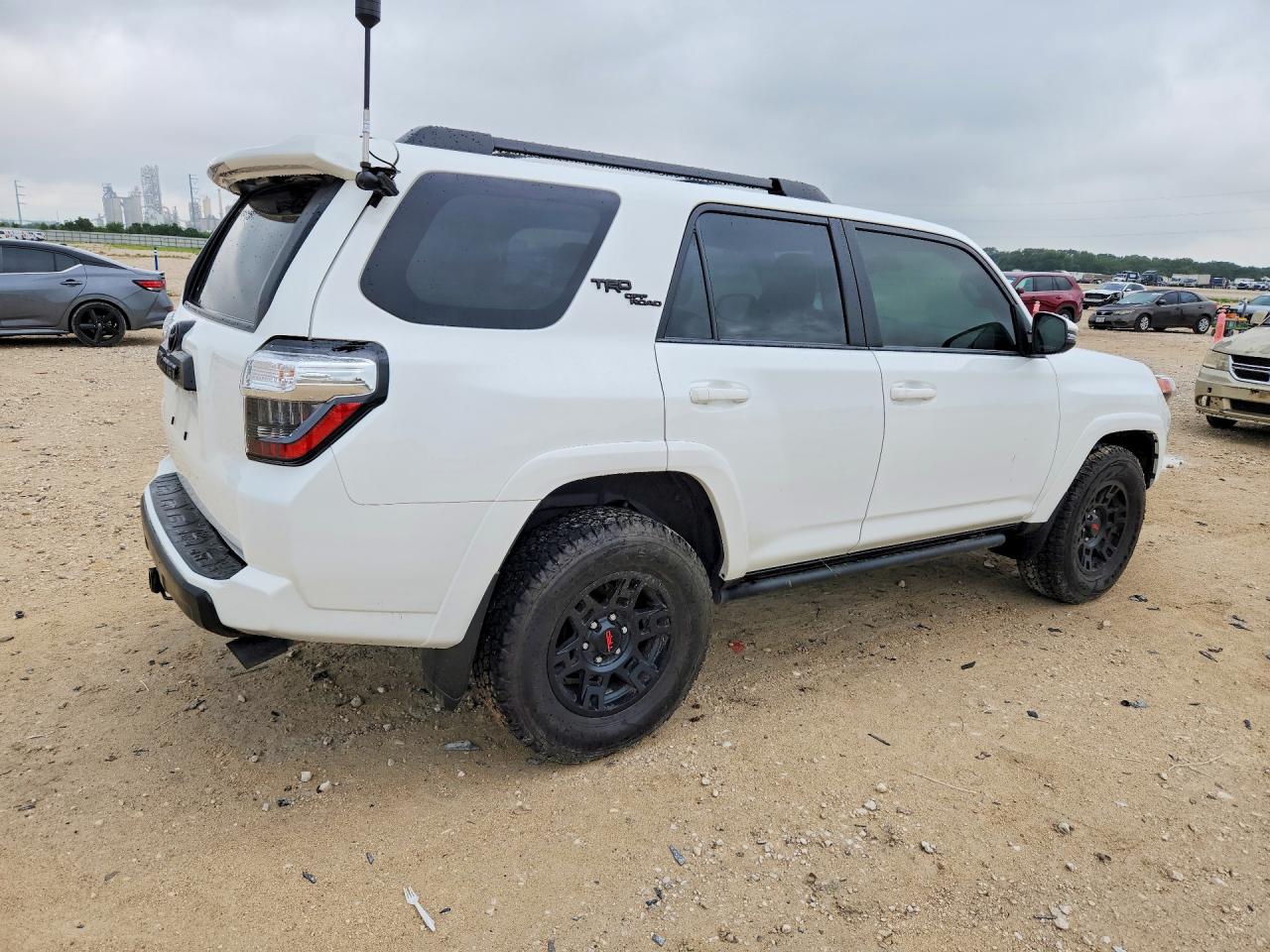 2023 TOYOTA 4RUNNER TRD OFF-ROAD PREMIUM — снимка 3