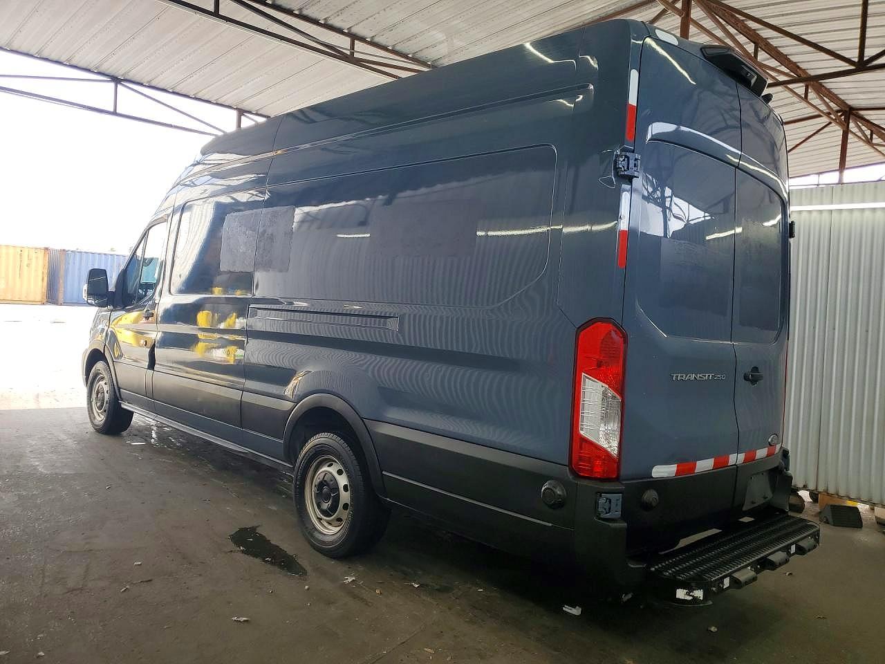 2020 FORD TRANSIT T-250 — снимка 2