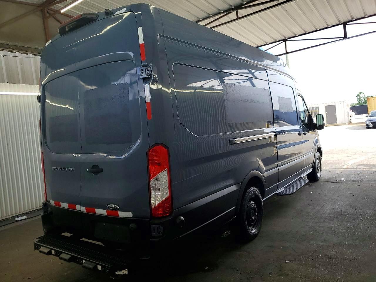 2020 FORD TRANSIT T-250 — снимка 3