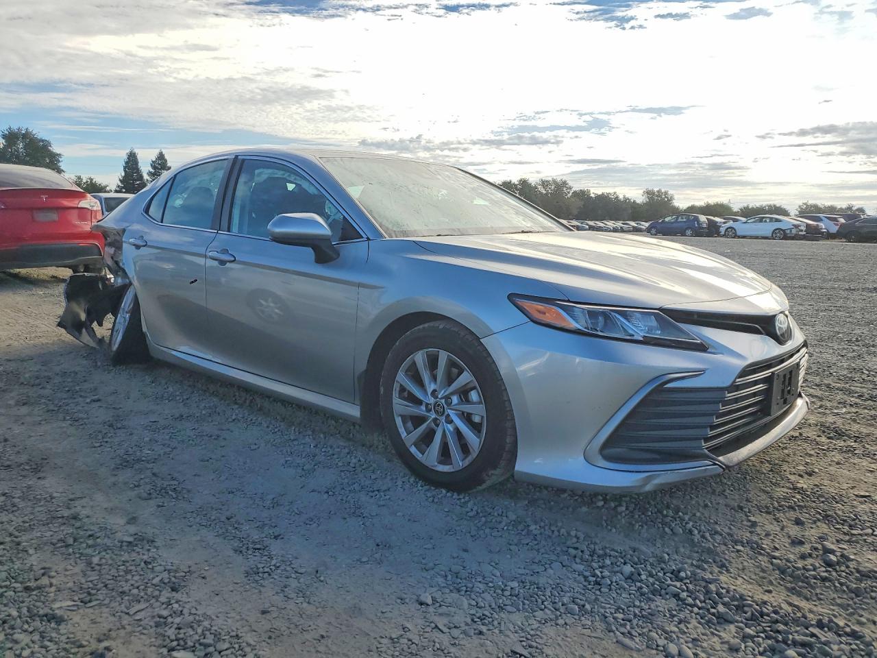 2022 TOYOTA CAMRY LE — снимка 4