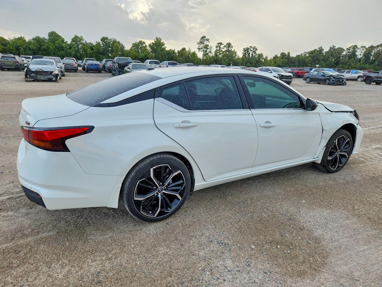 2026 NISSAN ALTIMA SR — снимка 3