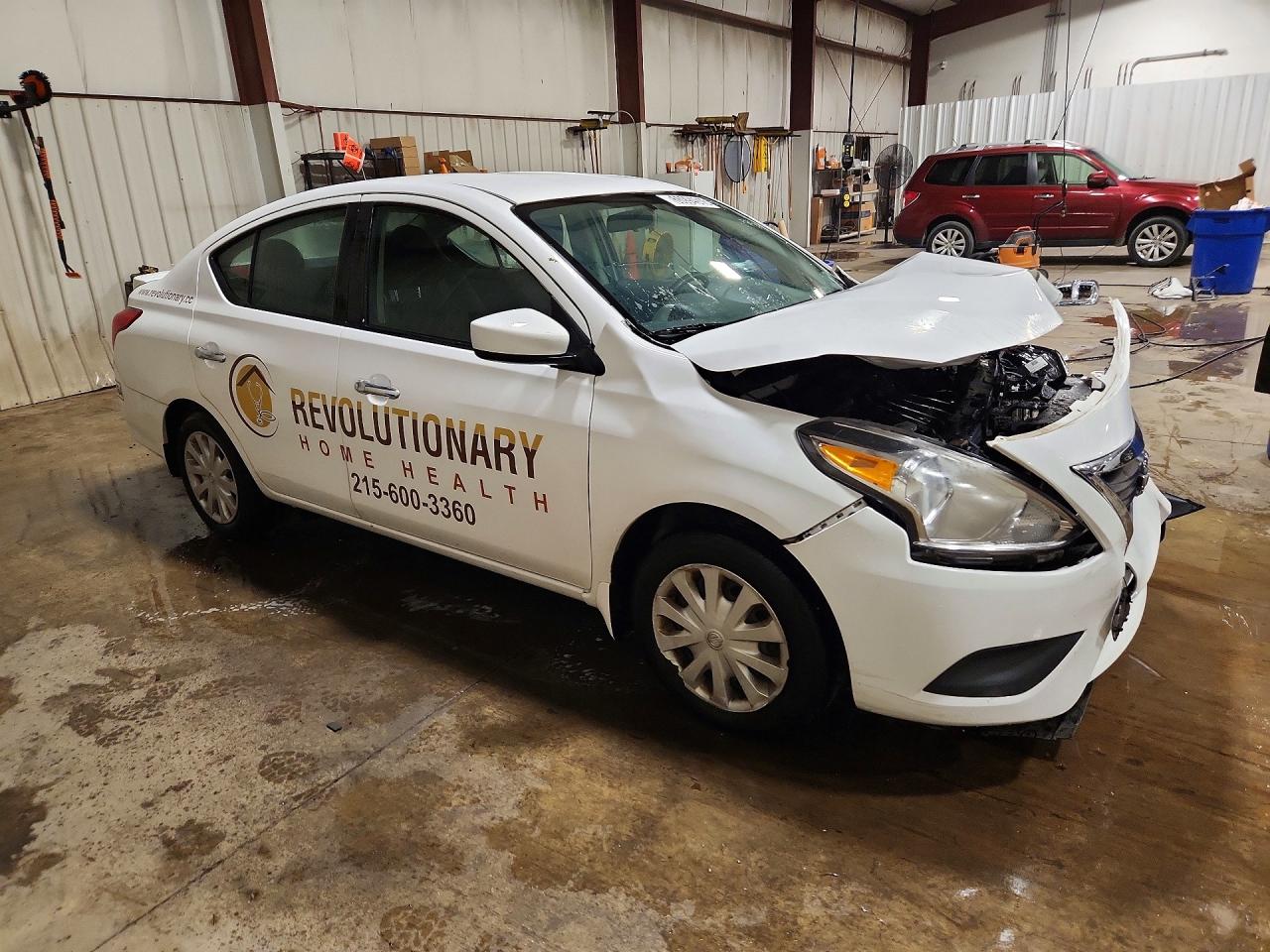 2019 NISSAN VERSA SV — снимка 4