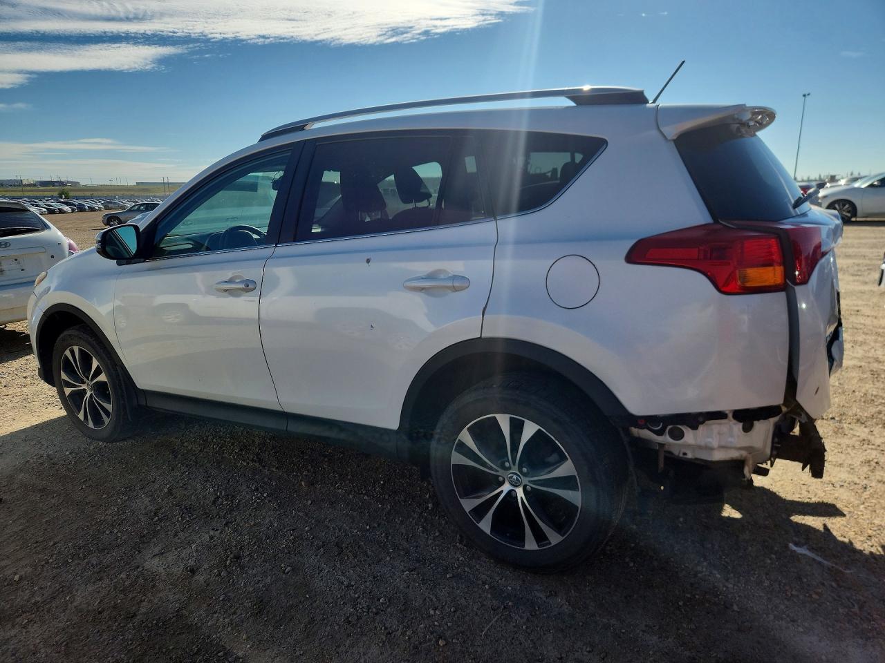 2015 TOYOTA RAV4 XLE — снимка 2