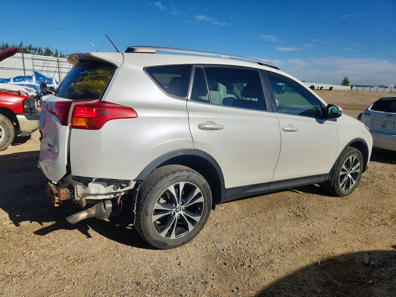 2015 TOYOTA RAV4 XLE — снимка 3