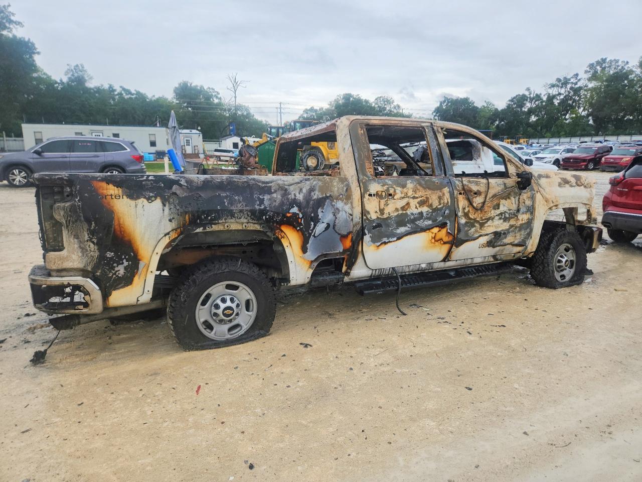 2024 CHEVROLET SILVERADO K2500 HEAVY DUTY — снимка 3