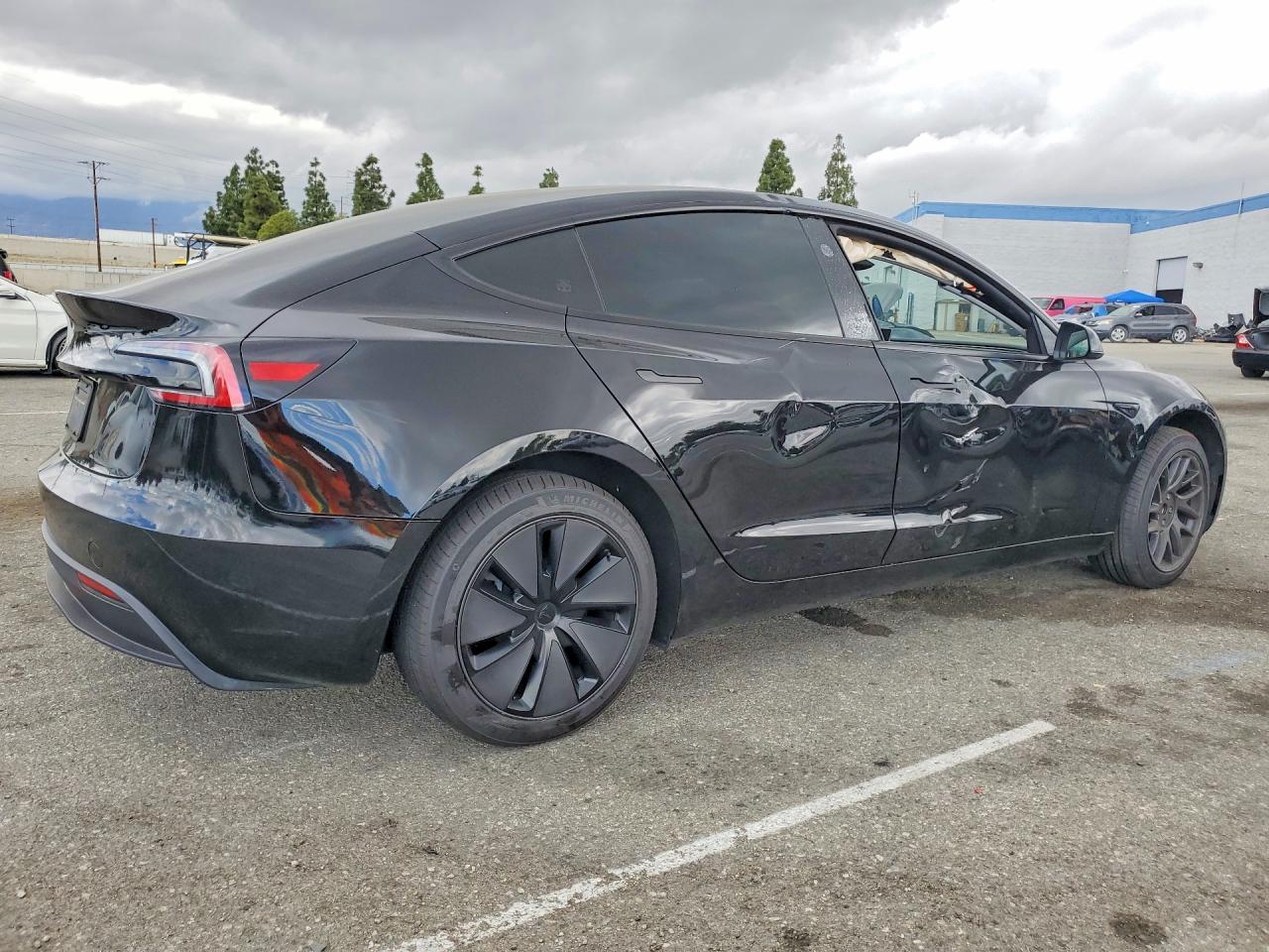 2025 TESLA MODEL 3 — снимка 3