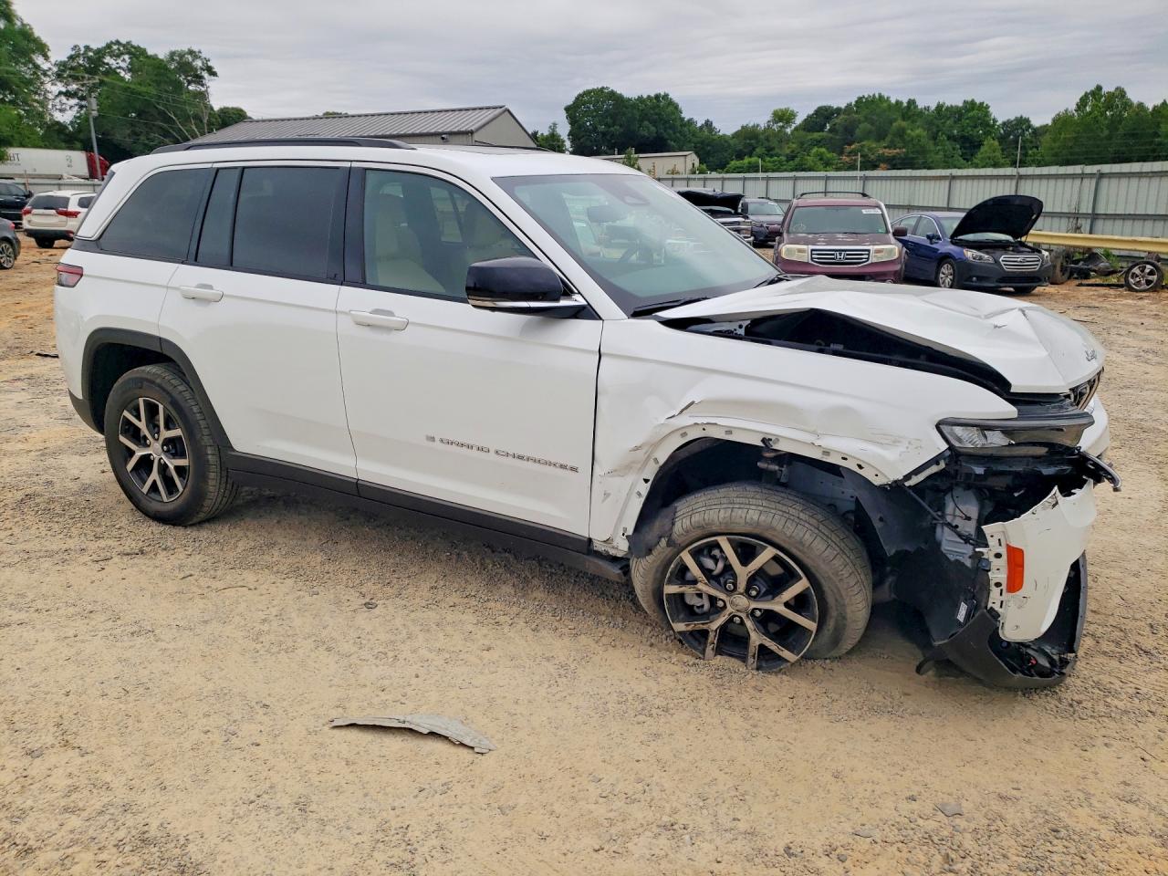 2025 JEEP GRAND CHEROKEE LIMITED — снимка 4