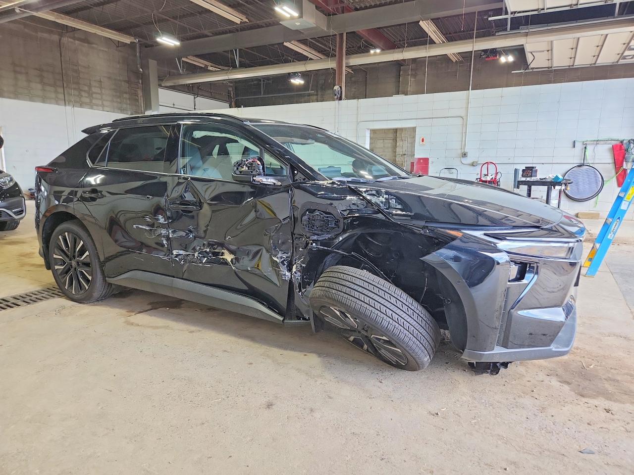 2026 TOYOTA BZ LIMITED — снимка 4