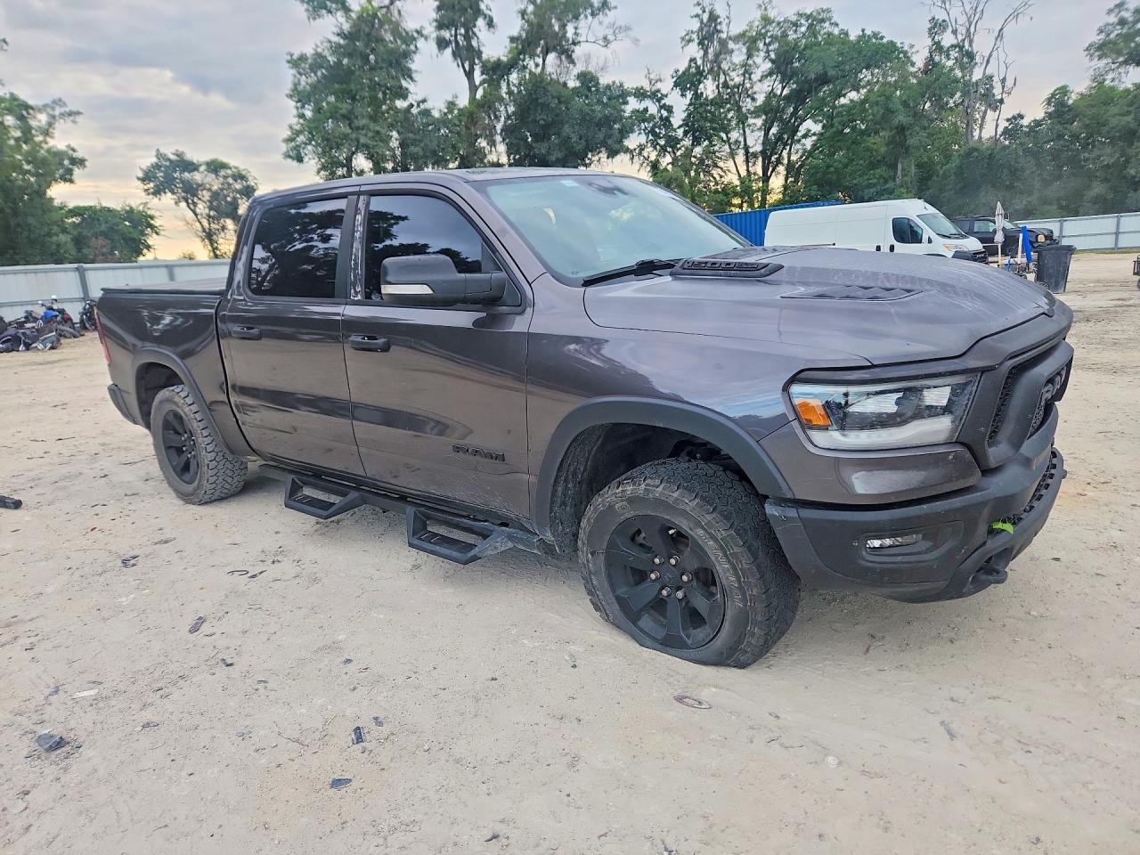 2021 RAM 1500 REBEL — снимка 4
