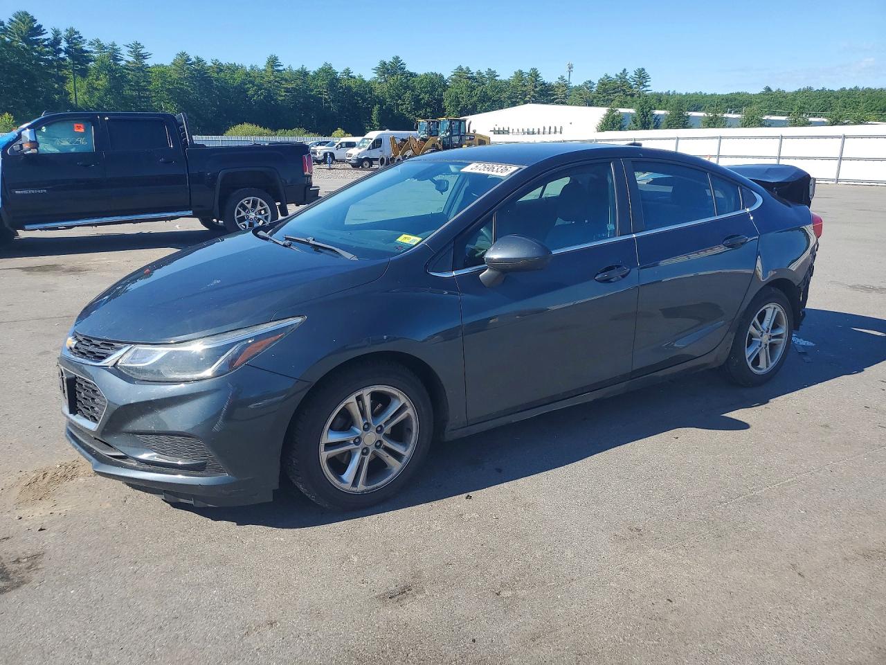 2017 CHEVROLET CRUZE LT