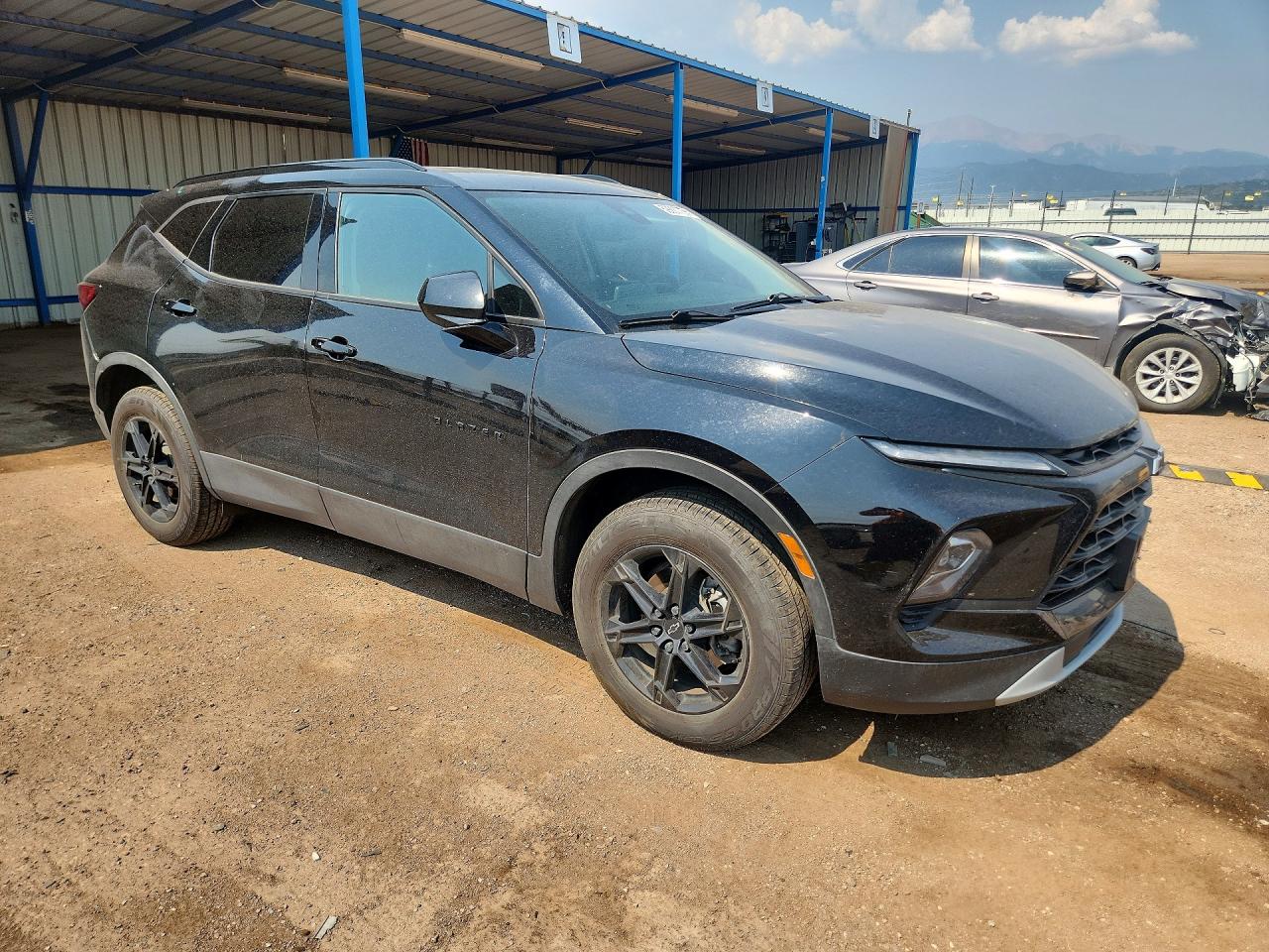 2023 CHEVROLET BLAZER 2LT — снимка 4