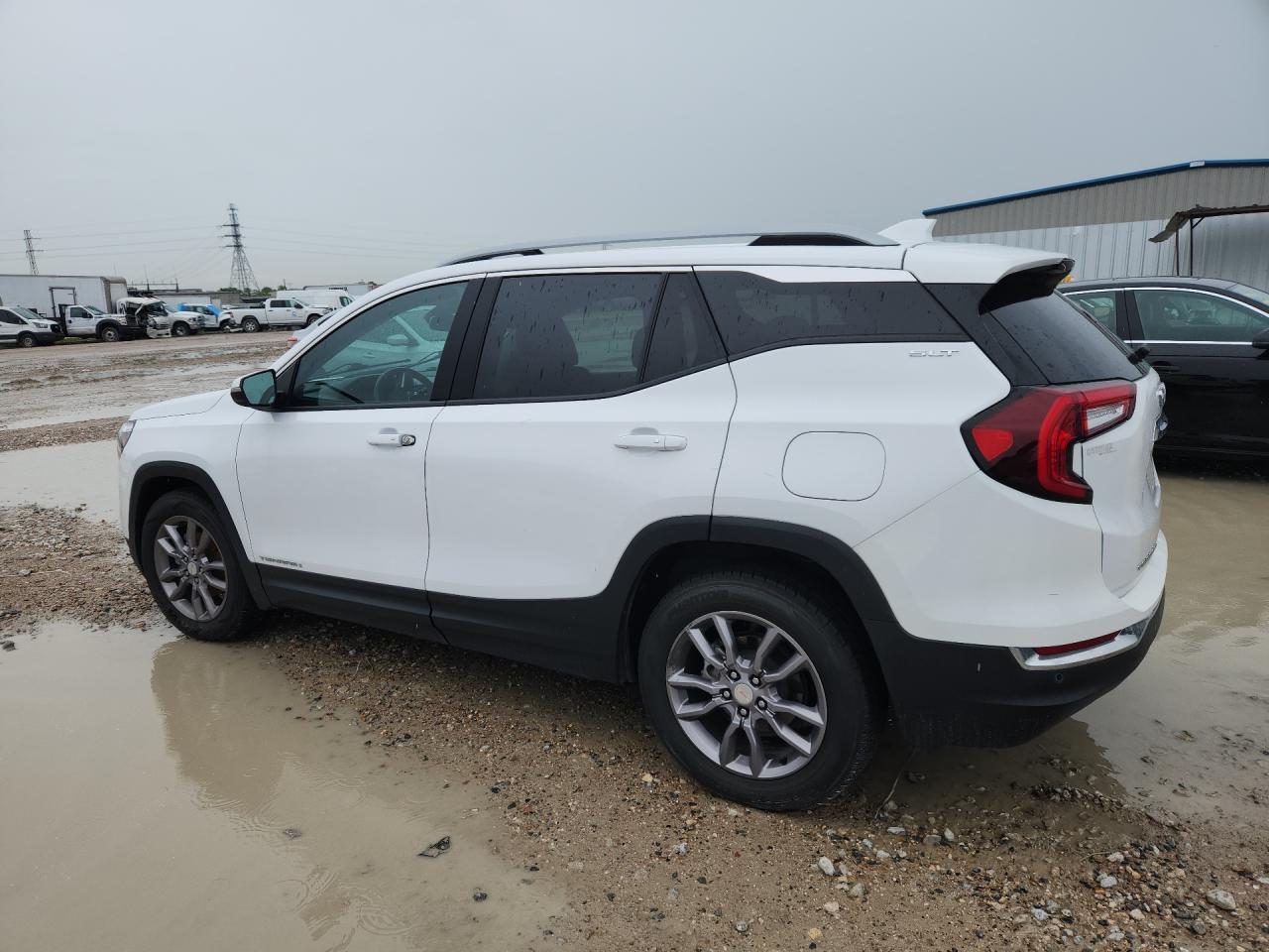 2023 GMC TERRAIN SLT — снимка 2