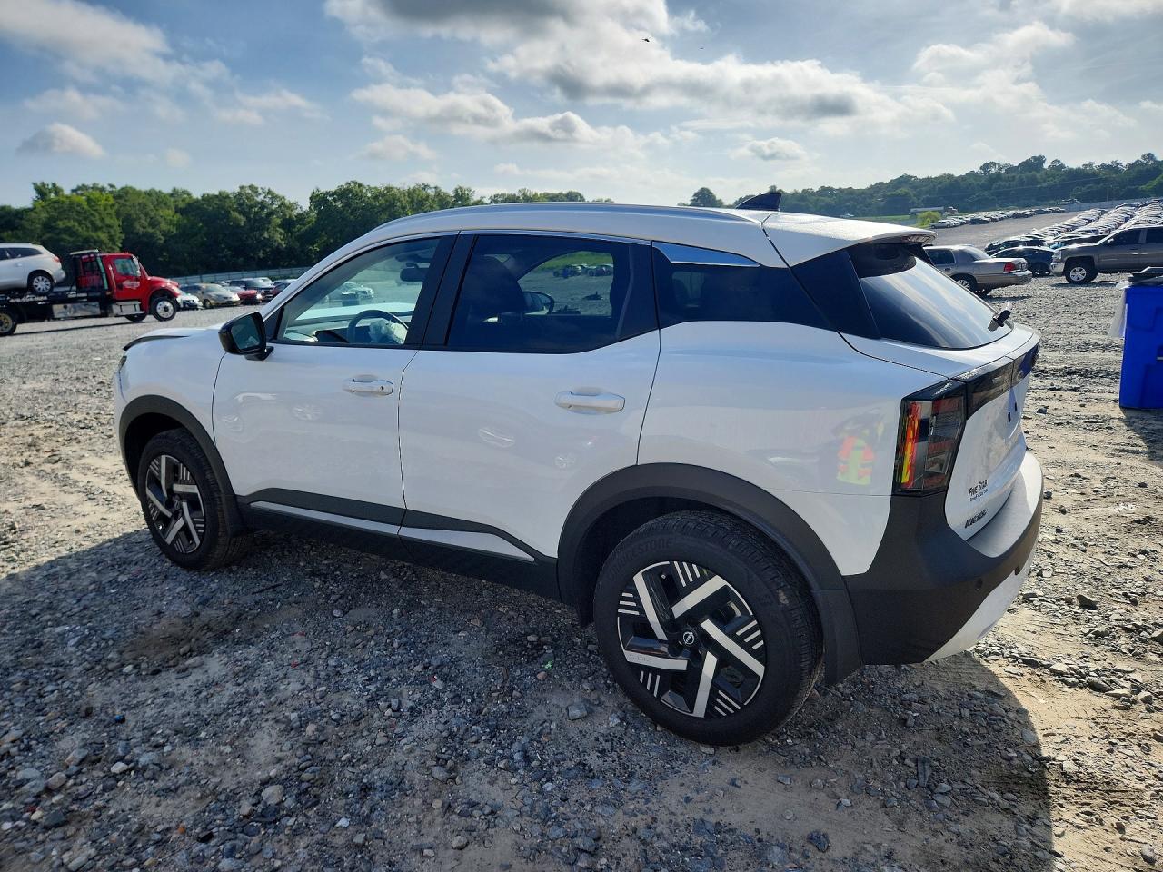 2026 NISSAN KICKS SV — снимка 2