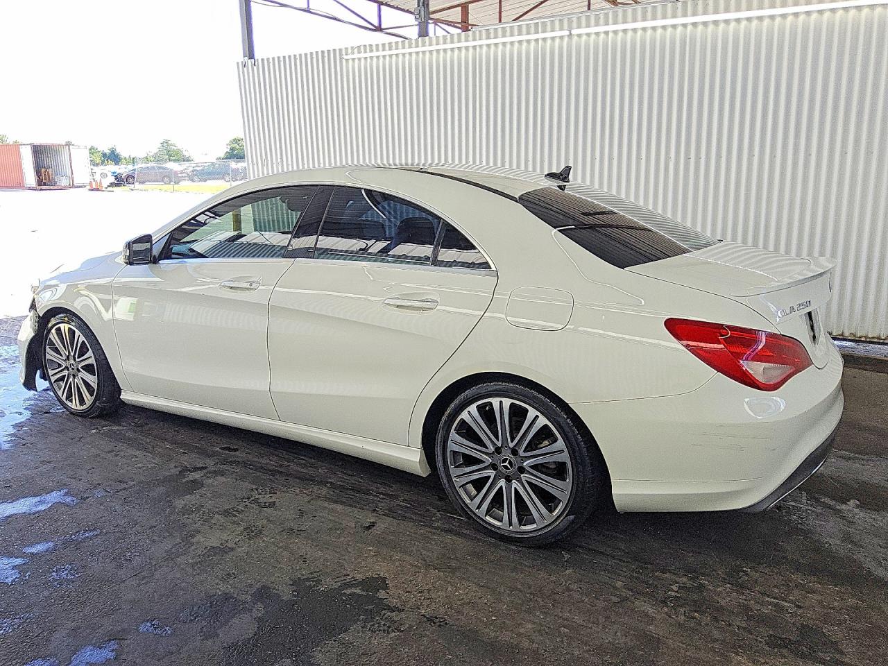 2018 MERCEDES-BENZ CLA 250 — снимка 2
