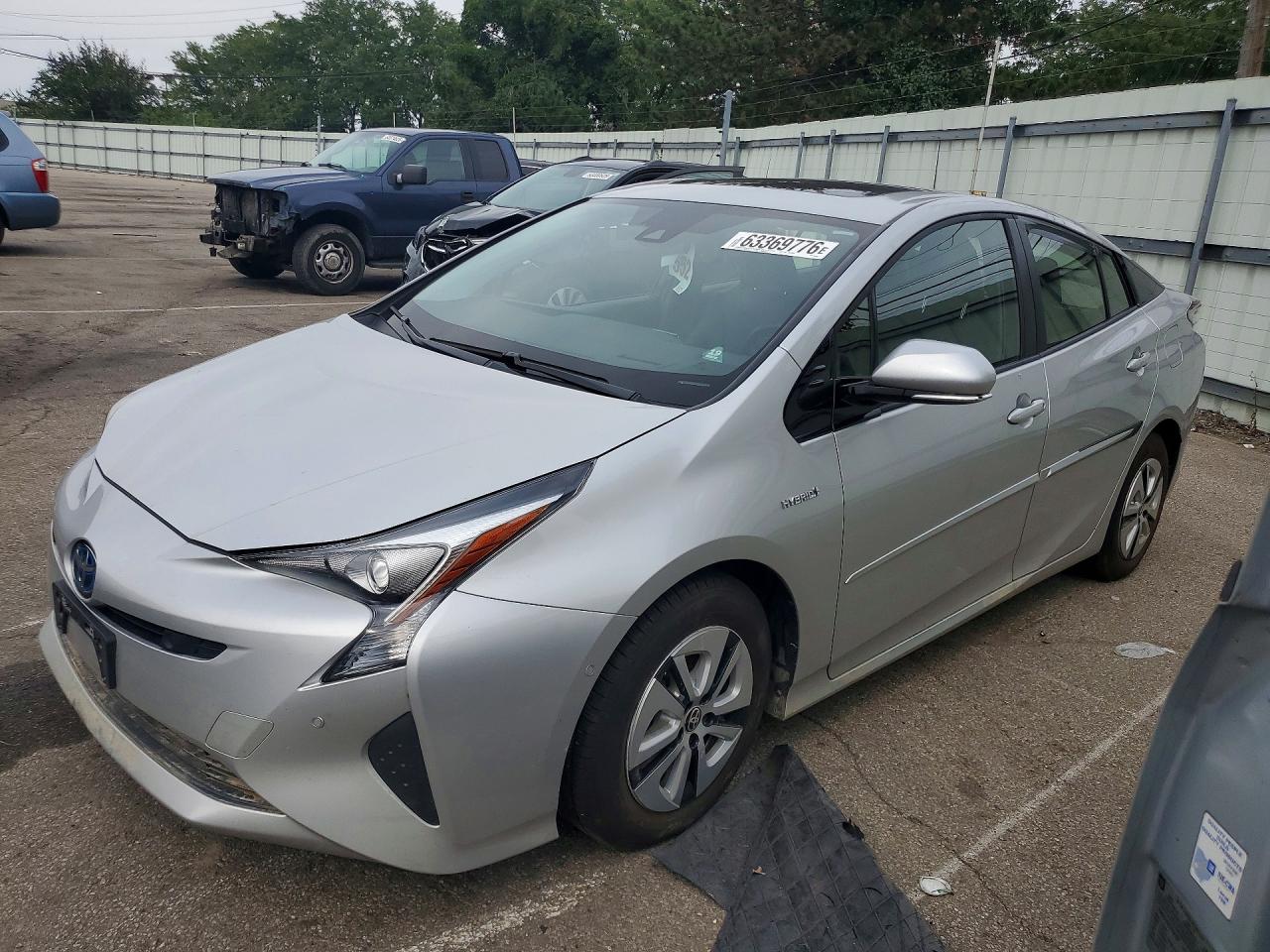 2018 TOYOTA PRIUS FOUR