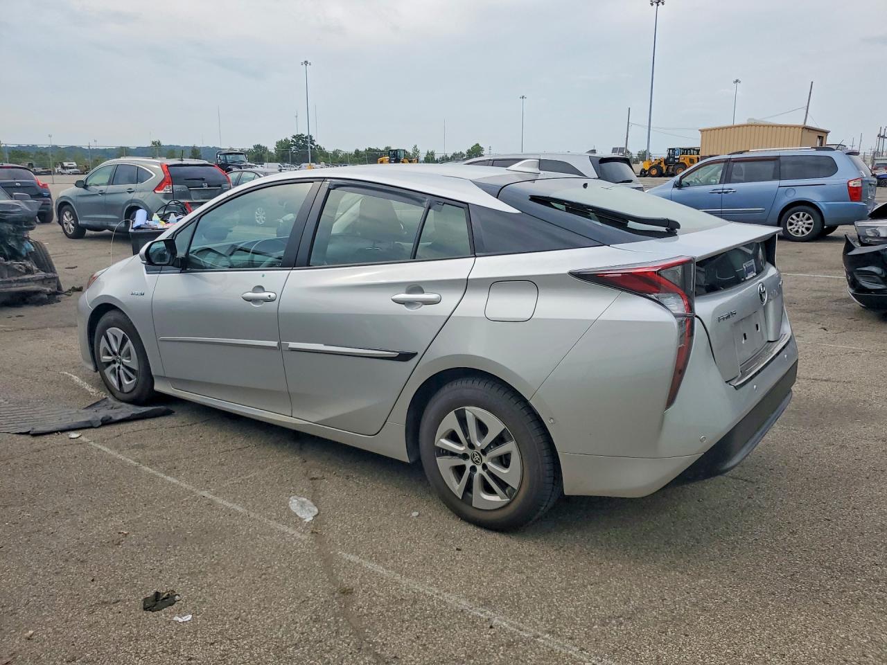 2018 TOYOTA PRIUS FOUR — снимка 2