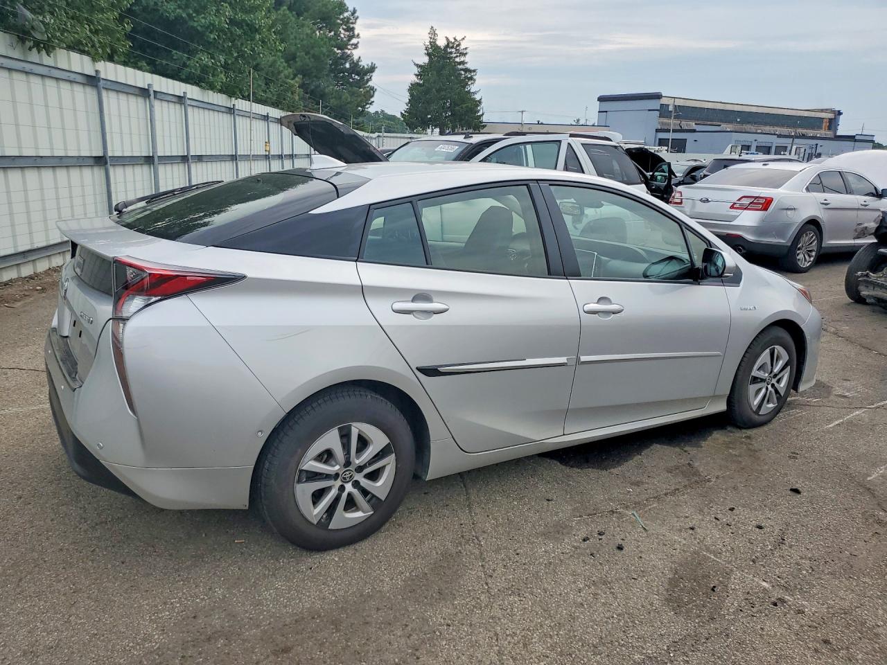 2018 TOYOTA PRIUS FOUR — снимка 3