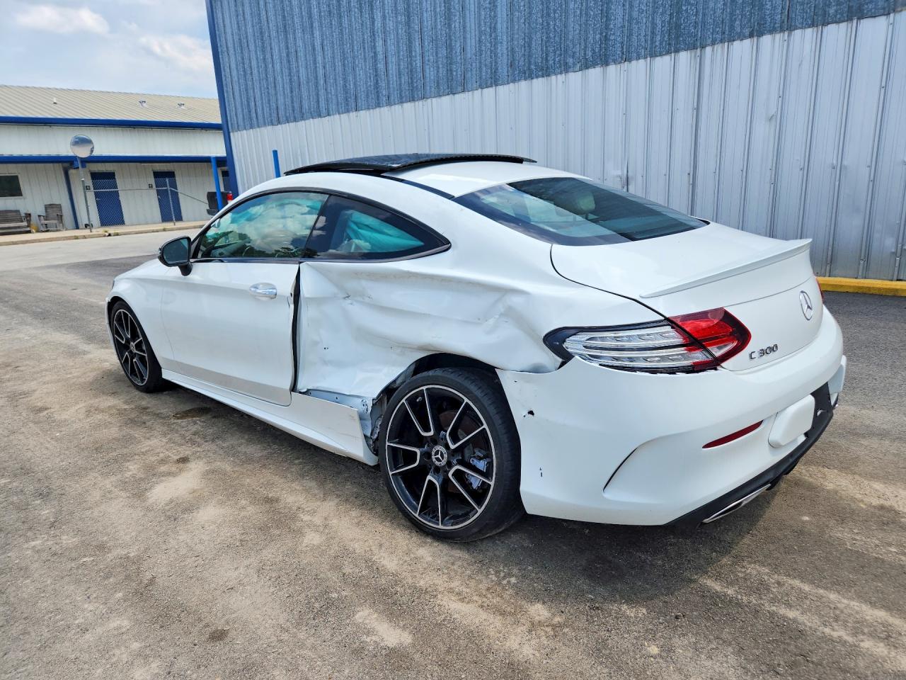 2019 MERCEDES-BENZ C 300 — снимка 2