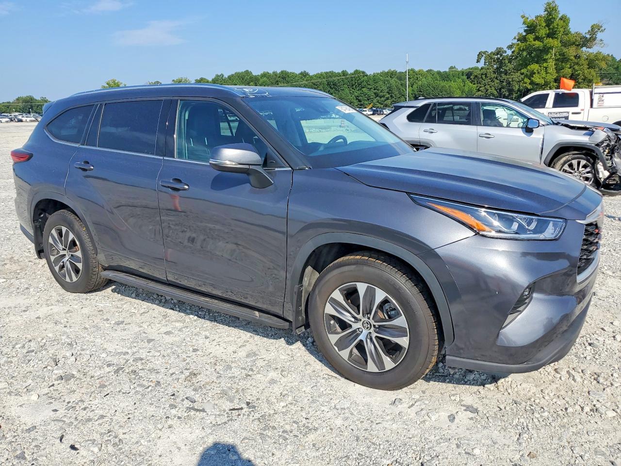 2021 TOYOTA HIGHLANDER XLE — снимка 4